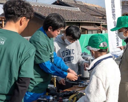 高所作業車乗車体験（ワークワクワク河内長野）